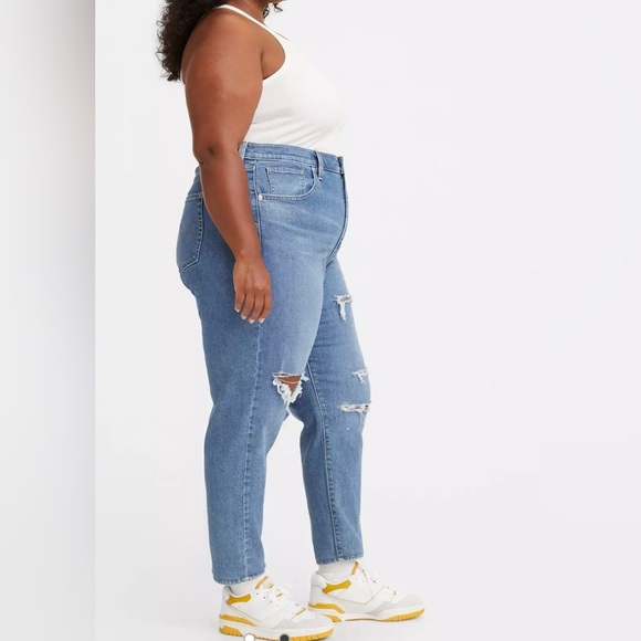 Levi's High Waisted Mom Blue Distressed Jeans - Picture 3 of 6